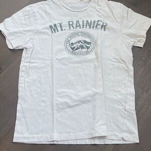 Mens t-shirt
Size Small